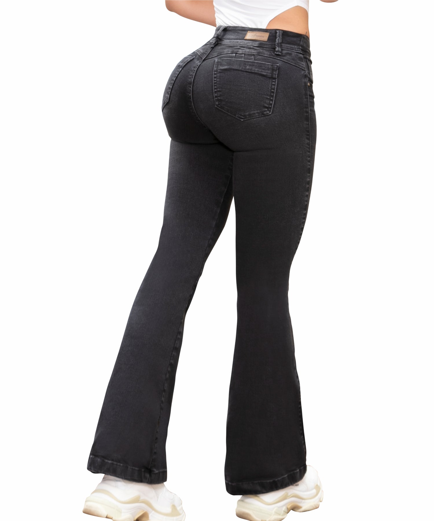 Jinsiy missiya yoki Amazon sarguzashtlari Playboy video com tortlik